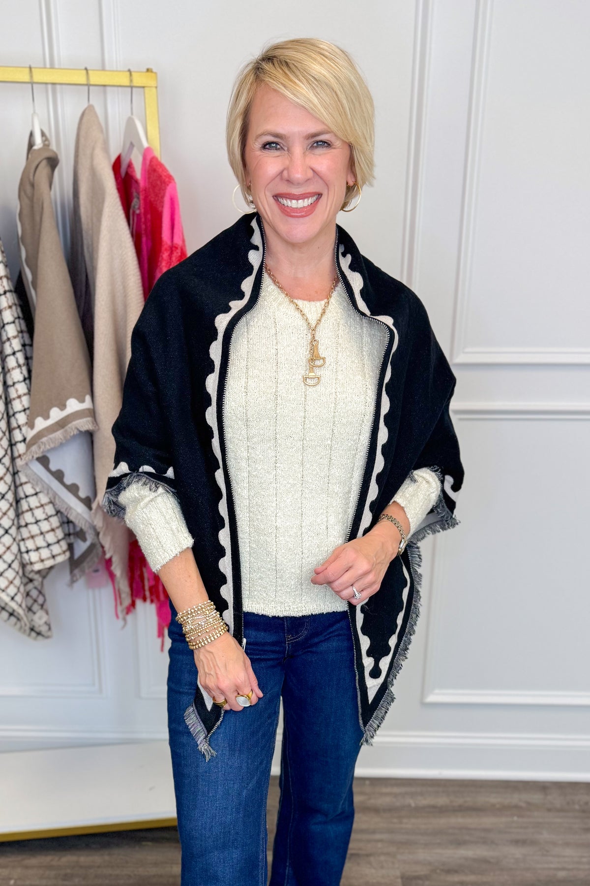 Scallop Elegance Triangle Scarf