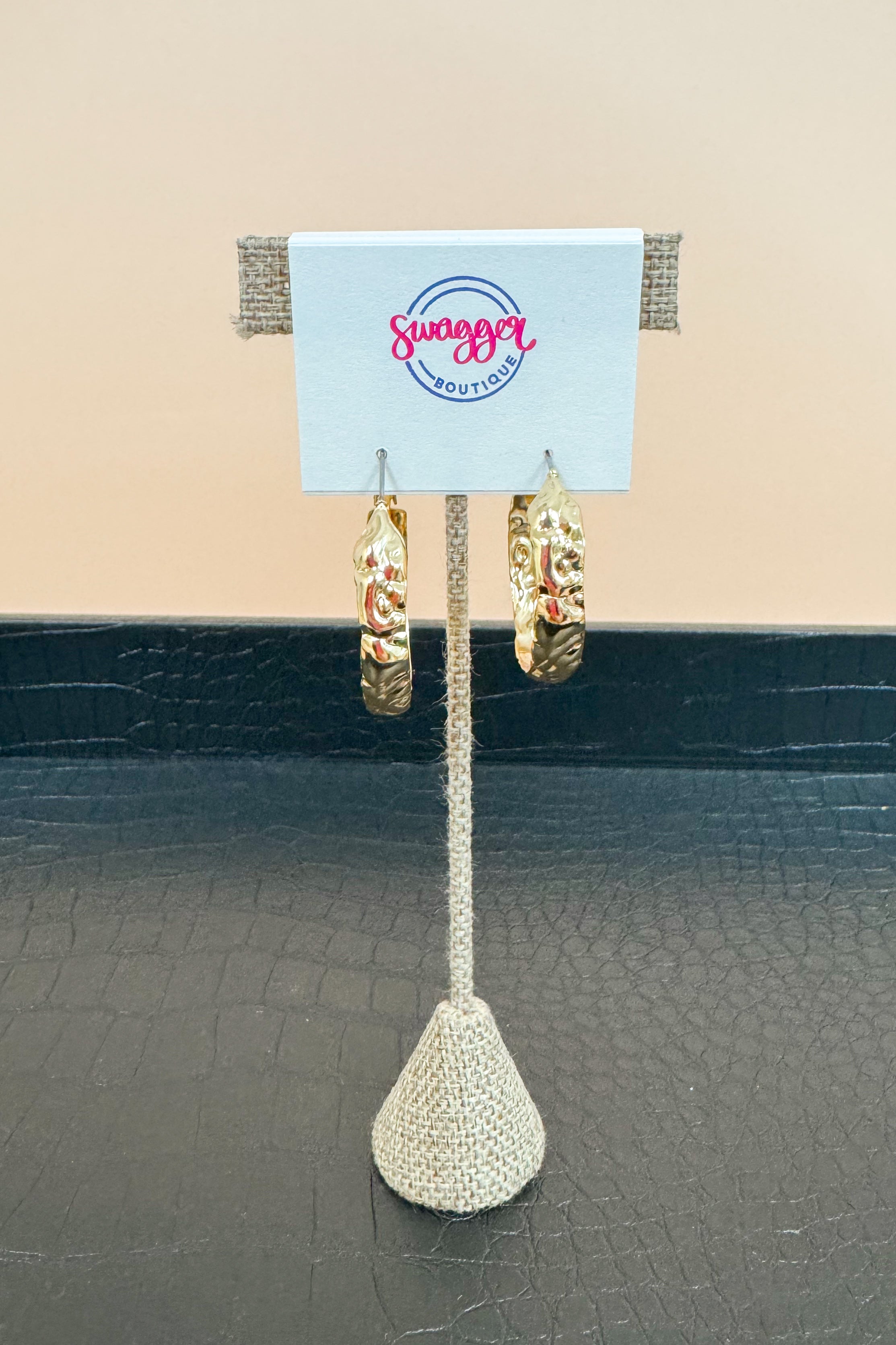 Riley Textured 1.25" Hoops