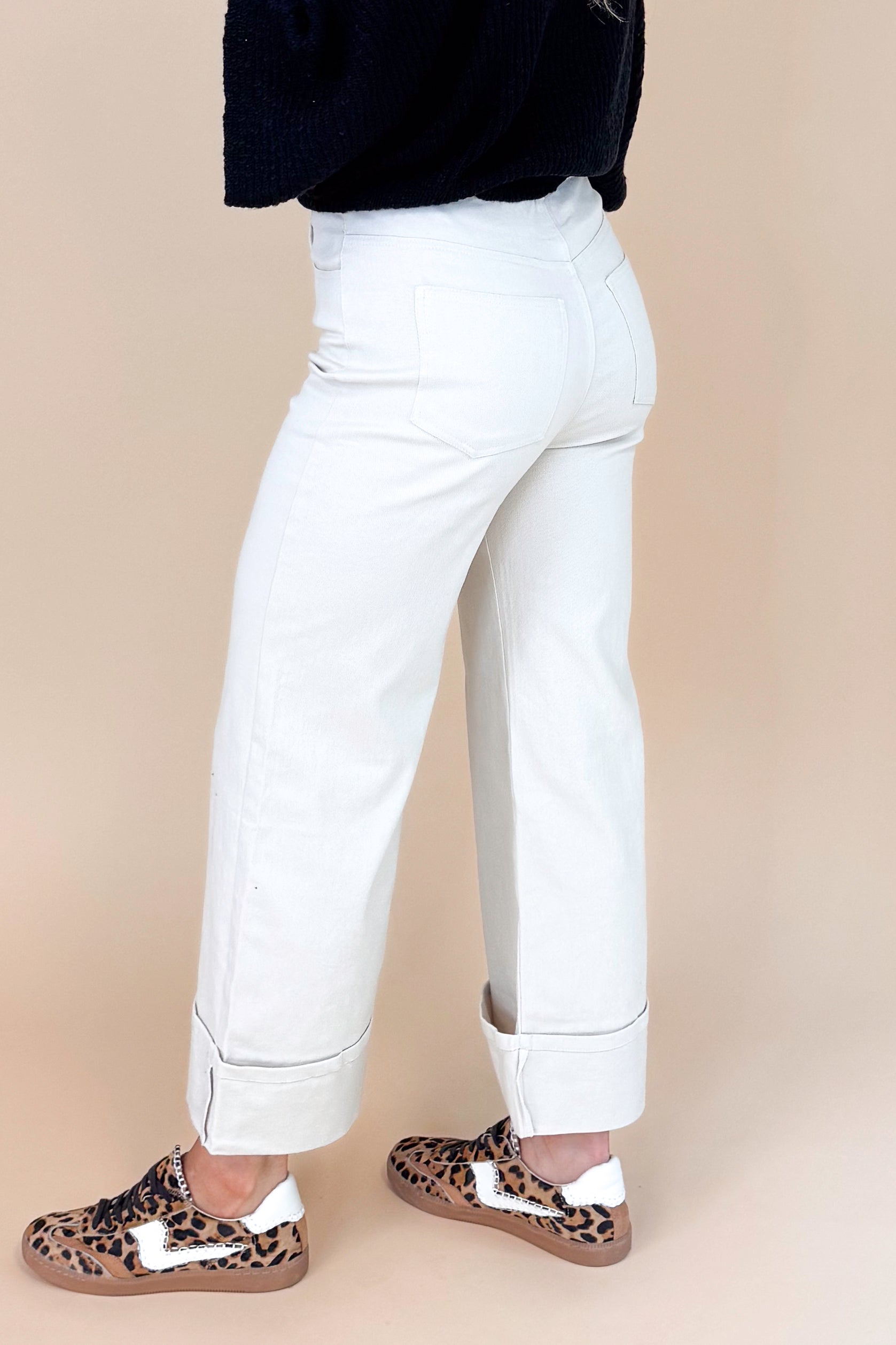 Sherry Sand Cuffed Jeans by Entro