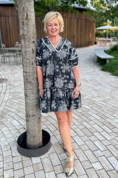 In Full Swing Black Floral V-neck Short Sleeve Dress by Entro