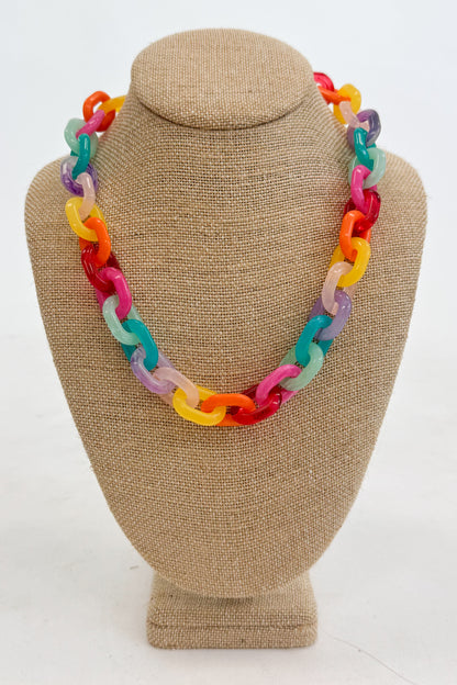 Riley Resin Oval Linked Chain Necklace