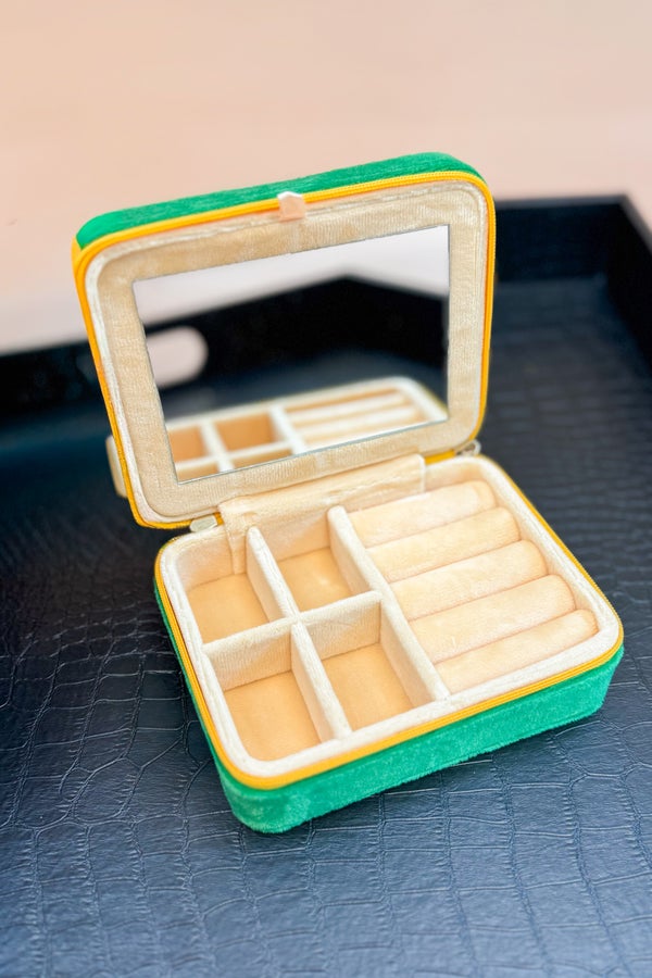 Press for Champagne Jewelry Zip Case