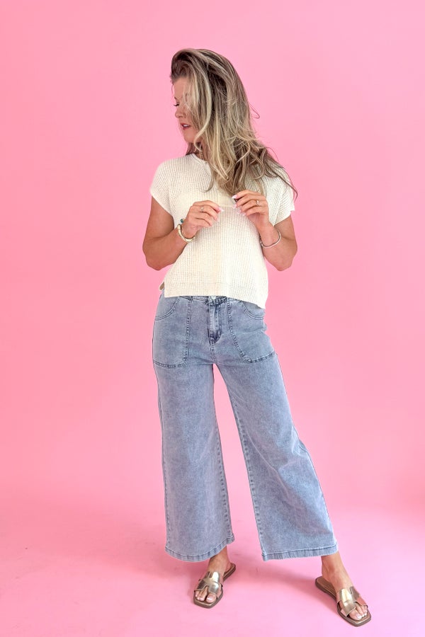 Cali Medium Wash Patch Pocket Wide Leg Jeans by Entro