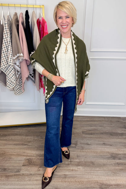 Scallop Elegance Triangle Scarf