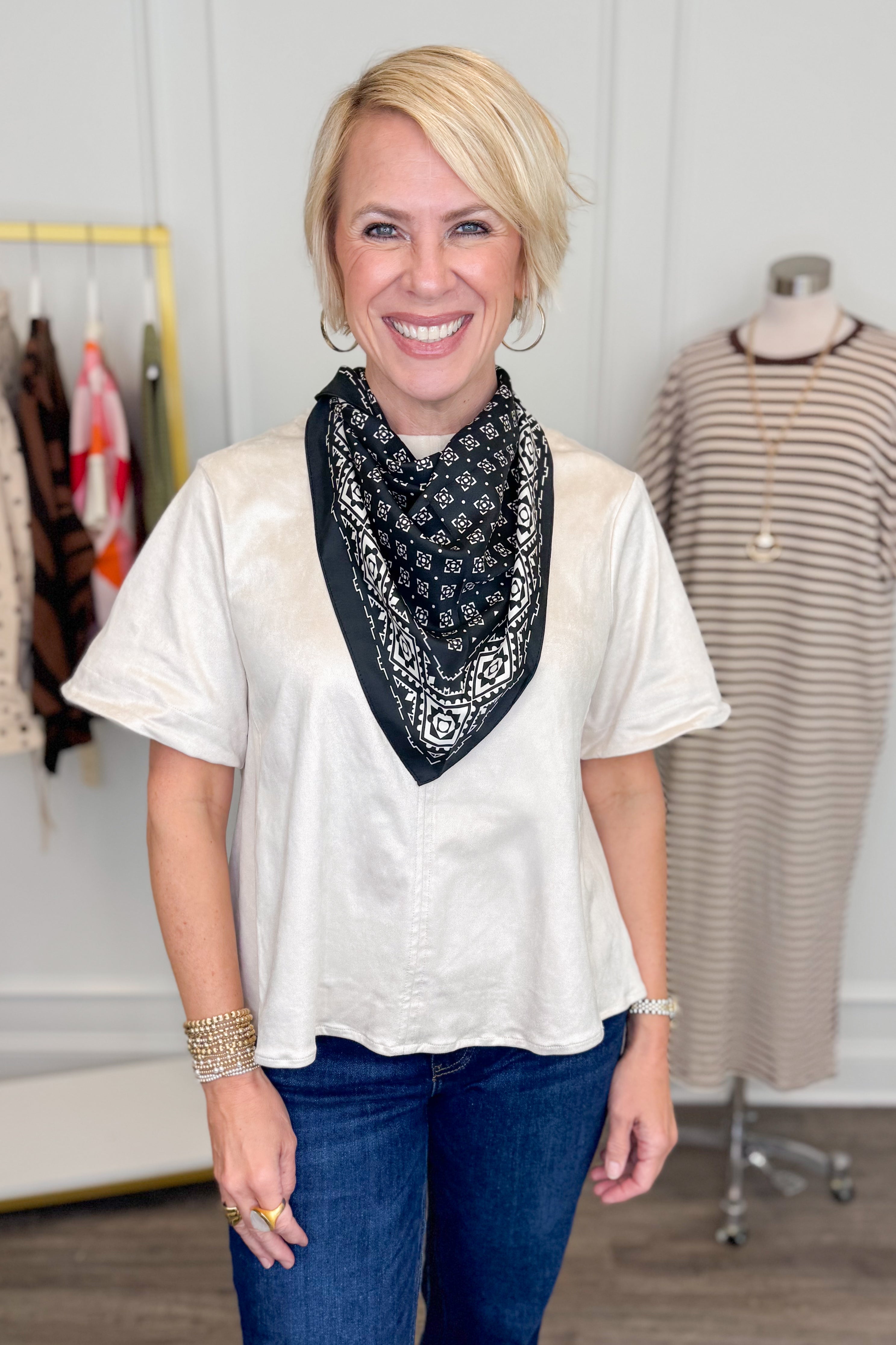 Black Geometric Triangle Scarf
