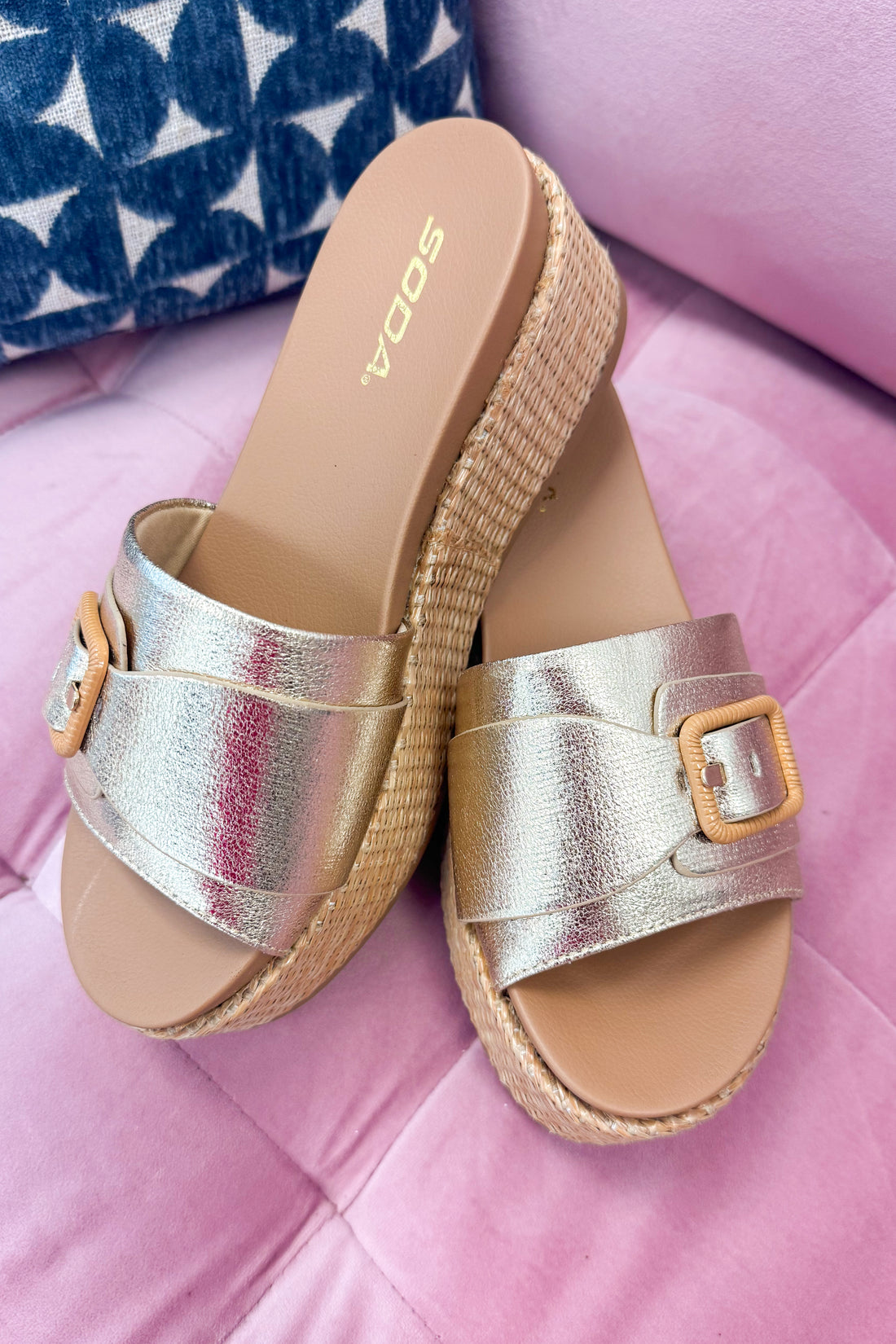 Lulah- Gold Platform Buckle Sandals