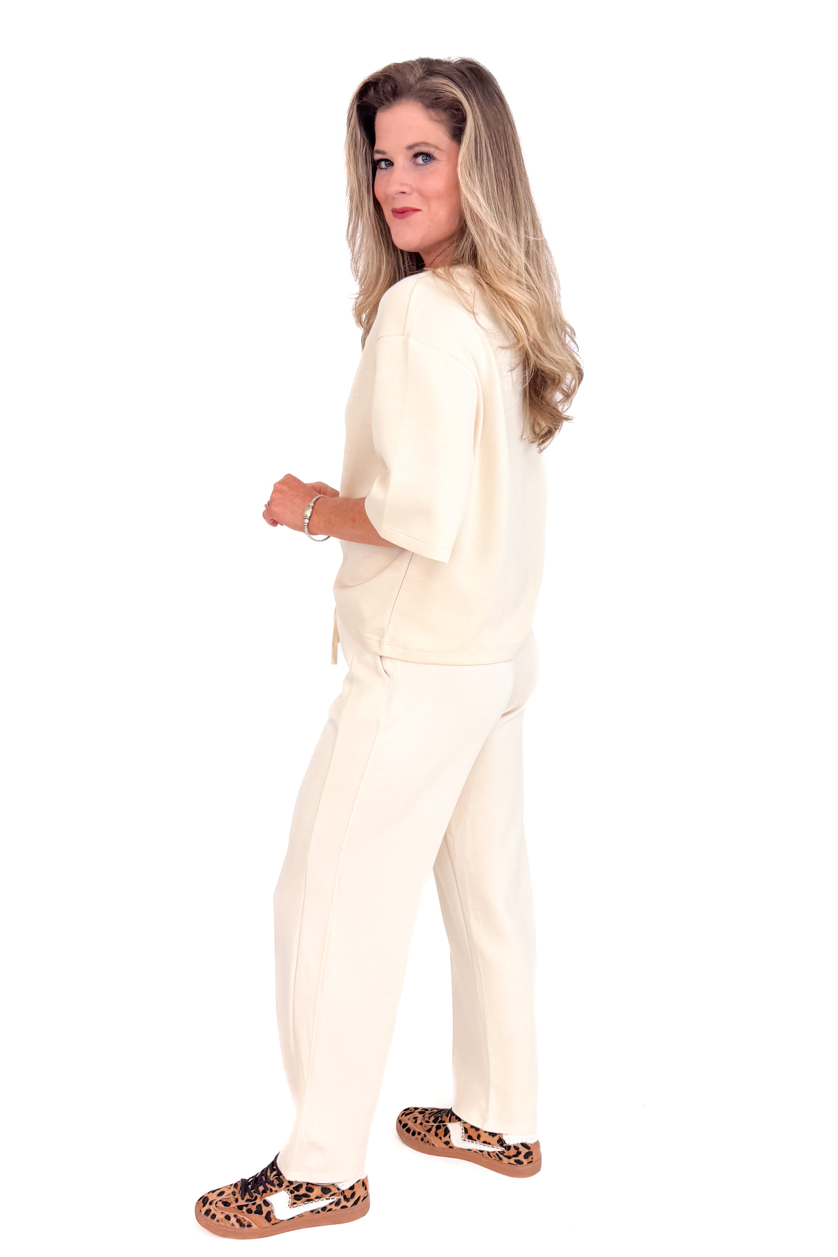 Daydreamer Cream Super Soft Short Sleeve Top
