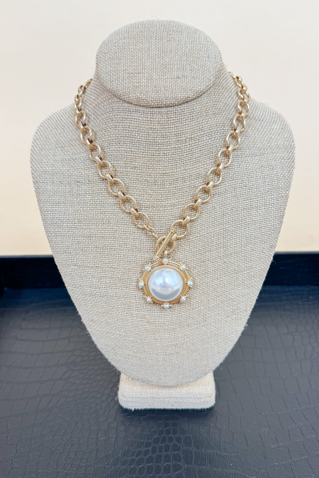 Haley Circle Stone &amp; Pearl Pendant Necklace