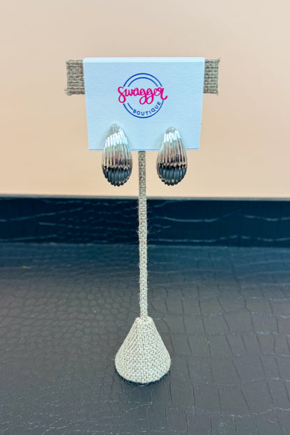 Ava Ribbed 1&quot; Teardrop Earrings