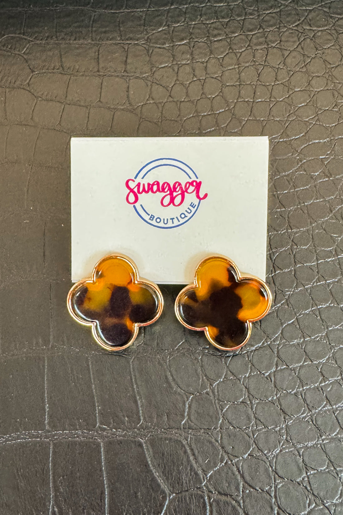 Macy Clover Acetate .75&quot; Earrings