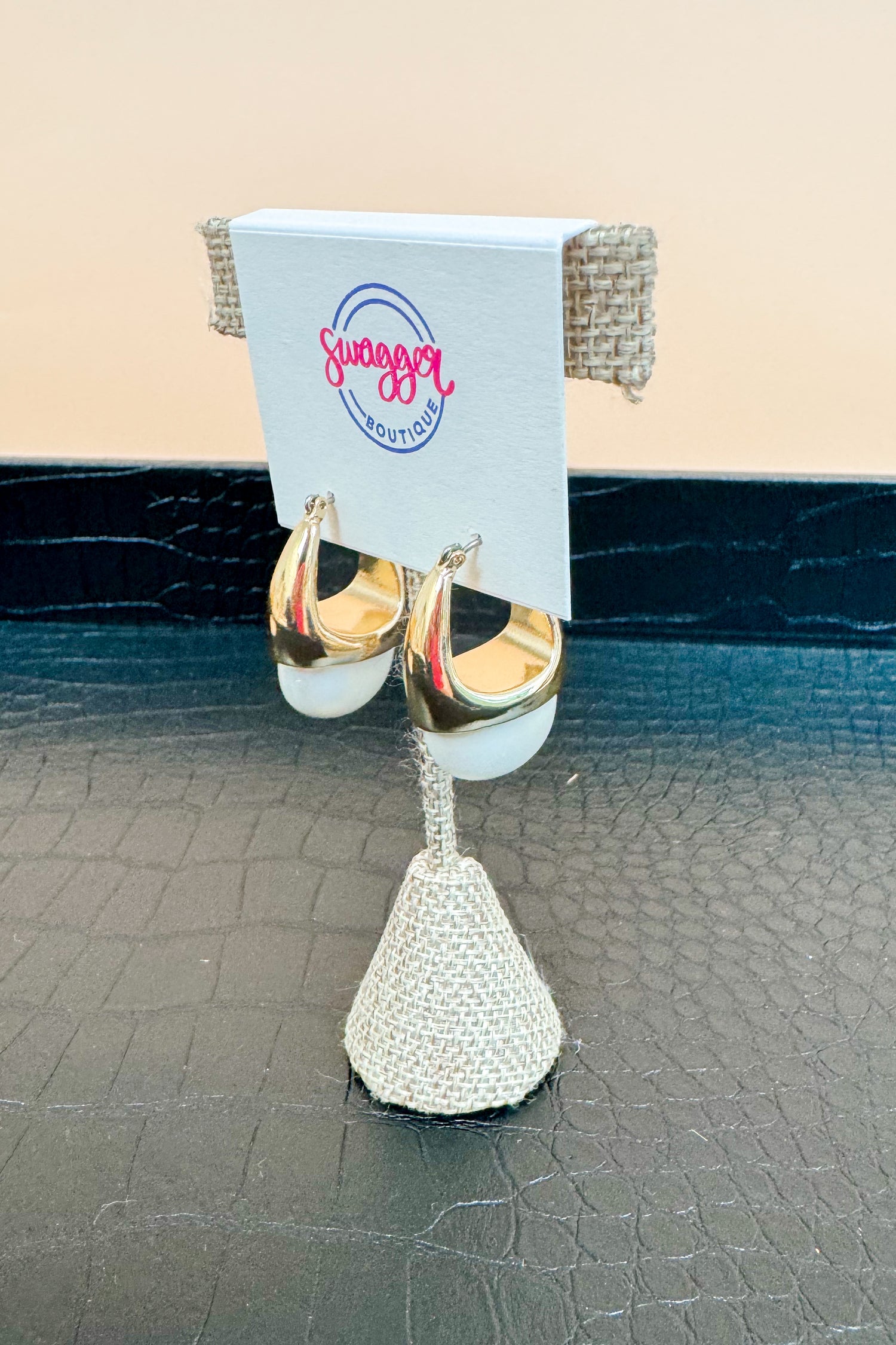 Schena Gold and Pearl 1&quot; Drop Earrings