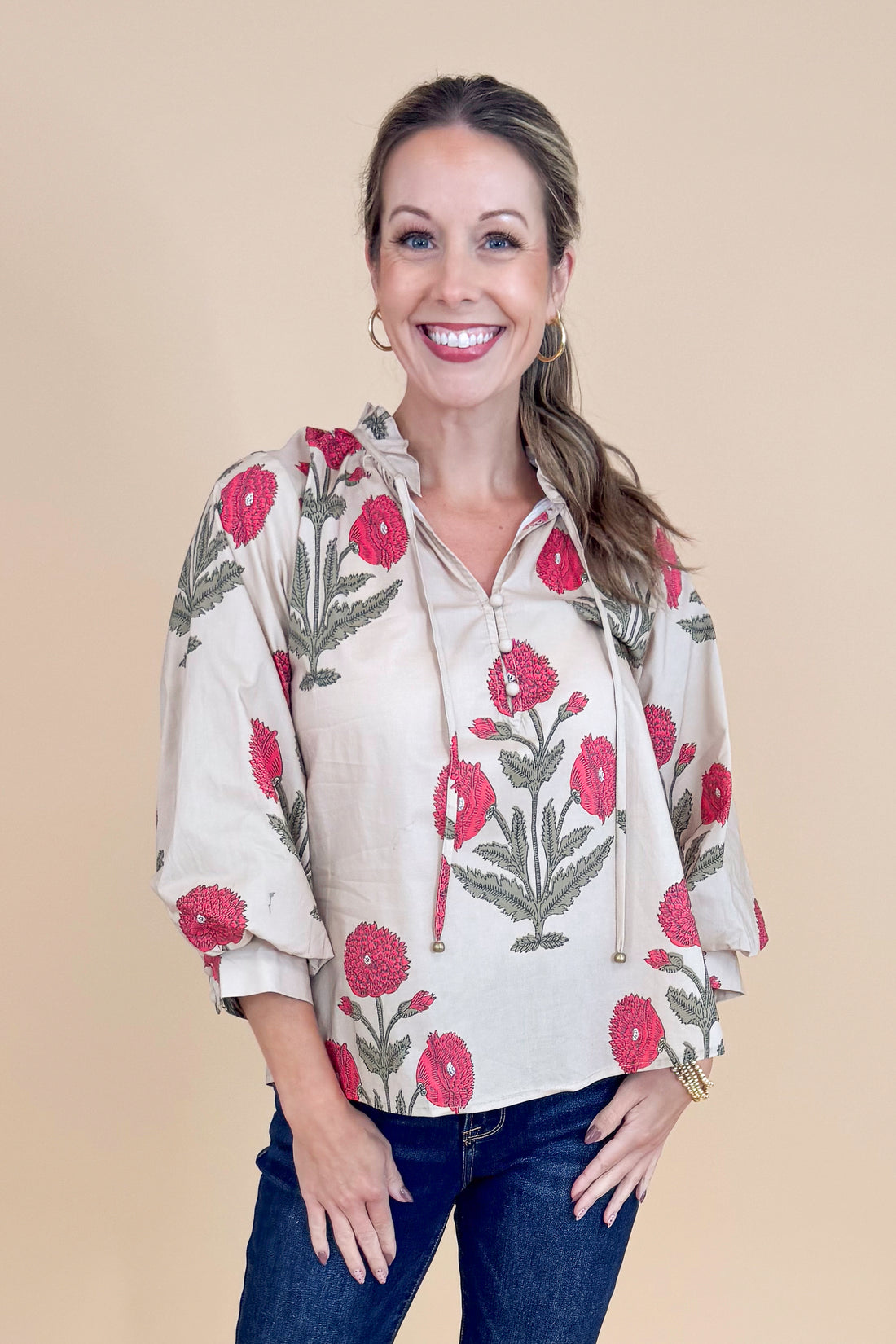 New Crush Ecru Floral Printed 3/4 Sleeve Top by Entro