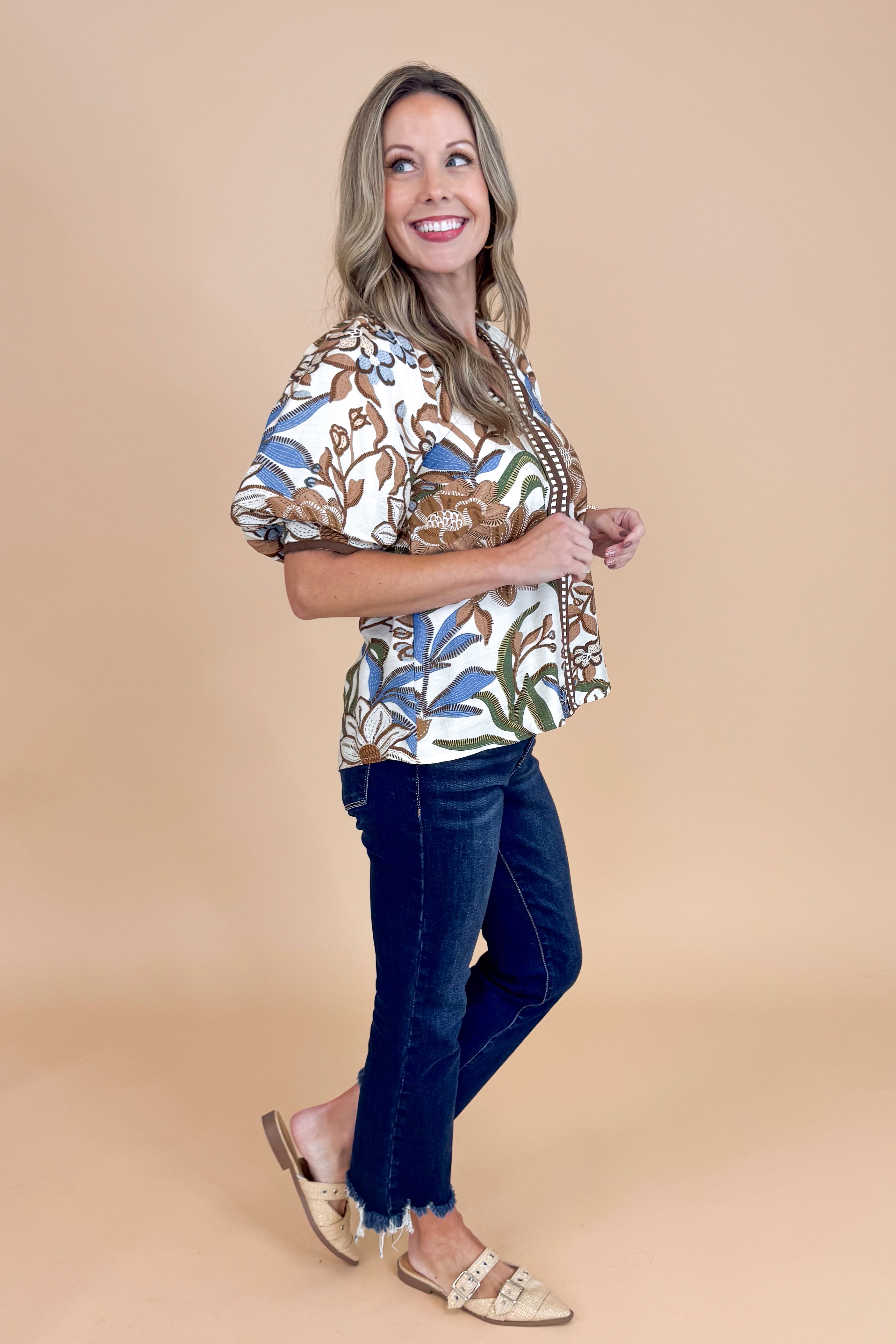 First Class Favorite Brown &amp; Blue Floral &amp; Stripe Accent V-neck Top by Entro