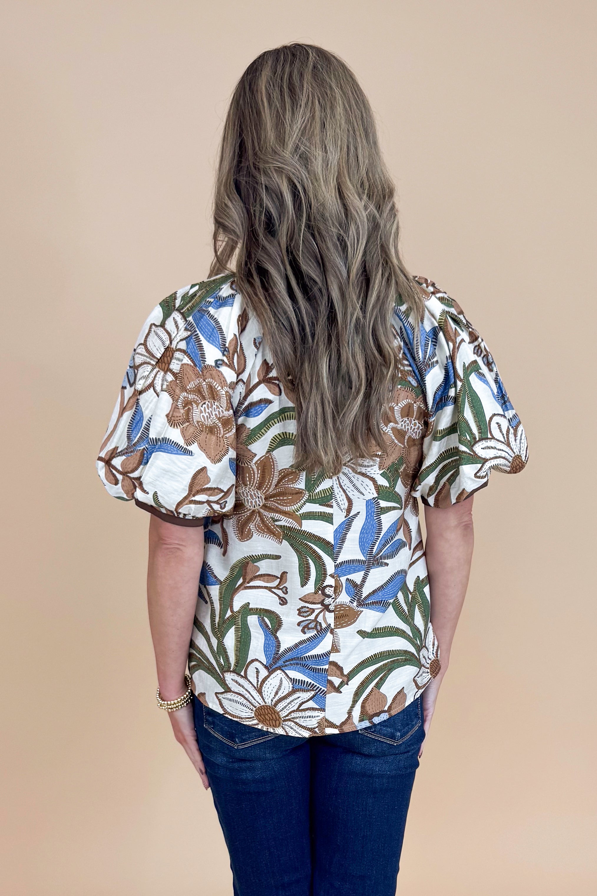 First Class Favorite Brown &amp; Blue Floral &amp; Stripe Accent V-neck Top by Entro