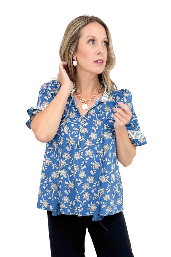Freshly Brewed Blue Floral &amp; Stripe Detail V-neck Short Sleeve Top by Entro