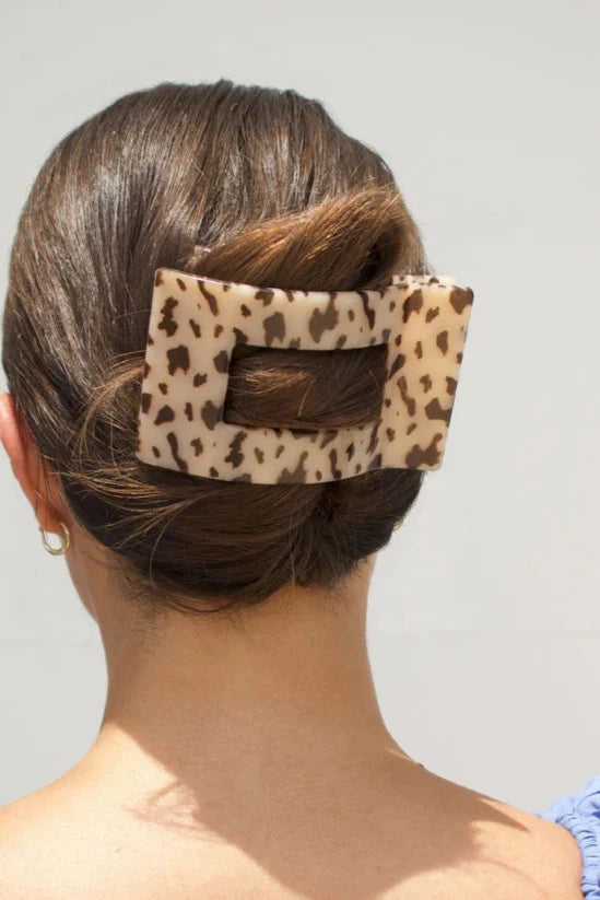 BLONDE TORTOISE LARGE RECTANGLE FLAT CLIP
