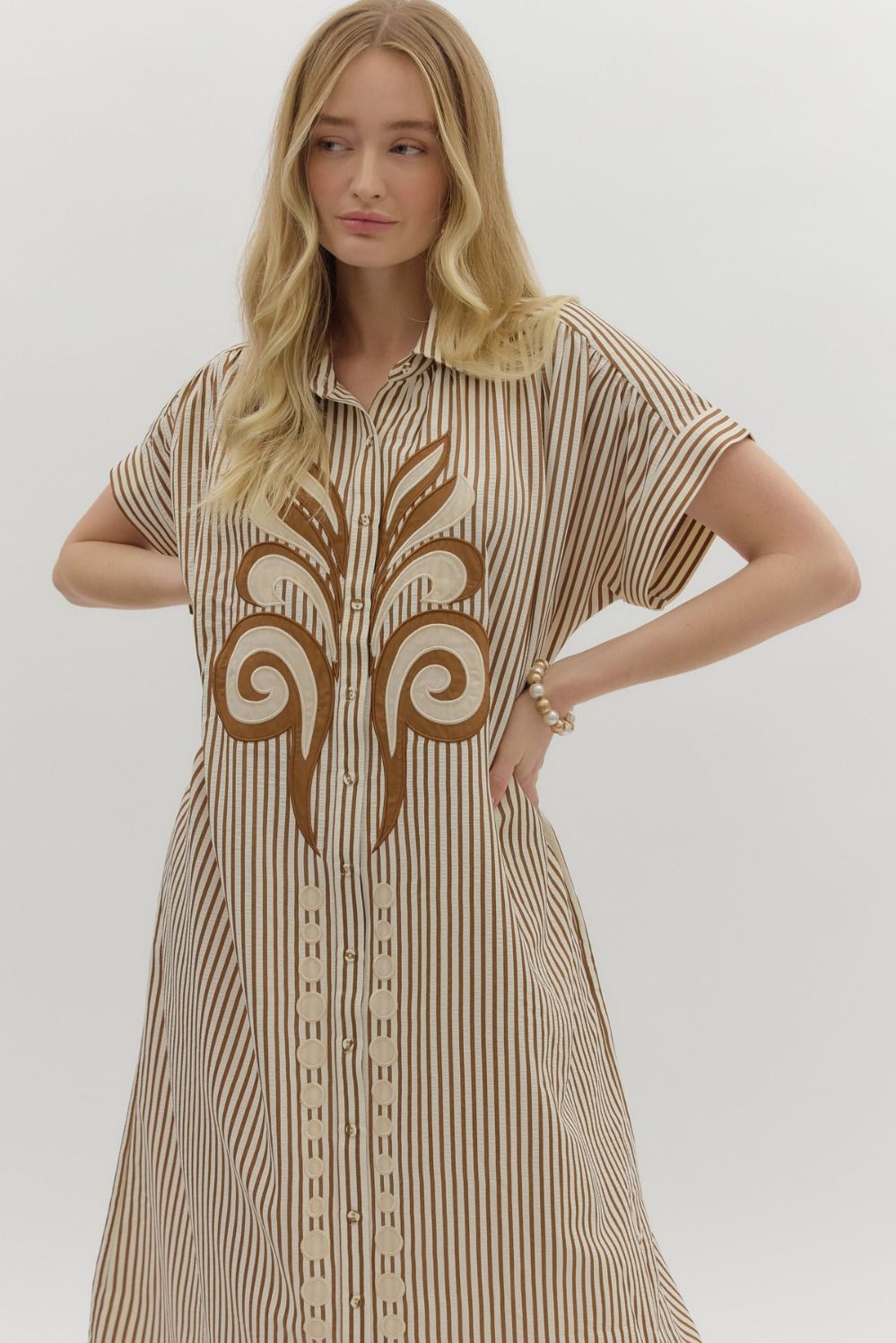 Living Loud Caramel Striped Embroidered Midi Dress by Entro