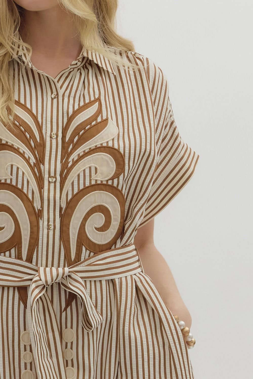 Living Loud Caramel Striped Embroidered Midi Dress by Entro