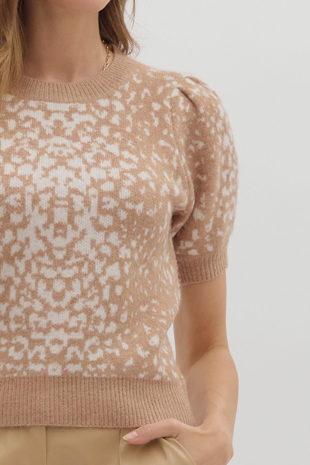 Double Take Taupe &amp; White Animal Print Short Puff Sleeve Sweater by Entro