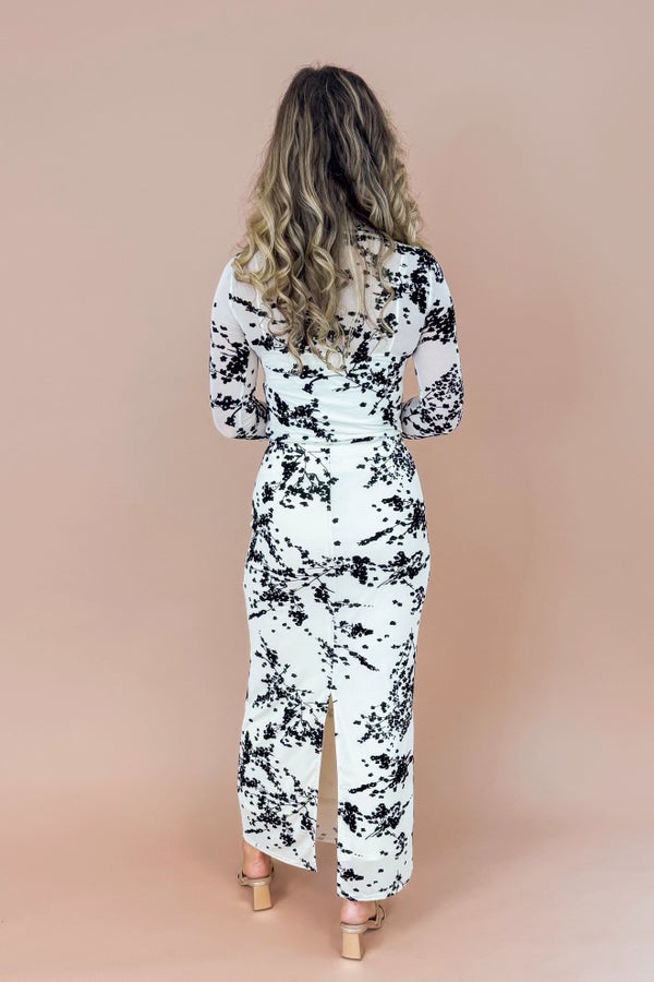 The Afterparty Cream With Black Textured Floral Print Skirt