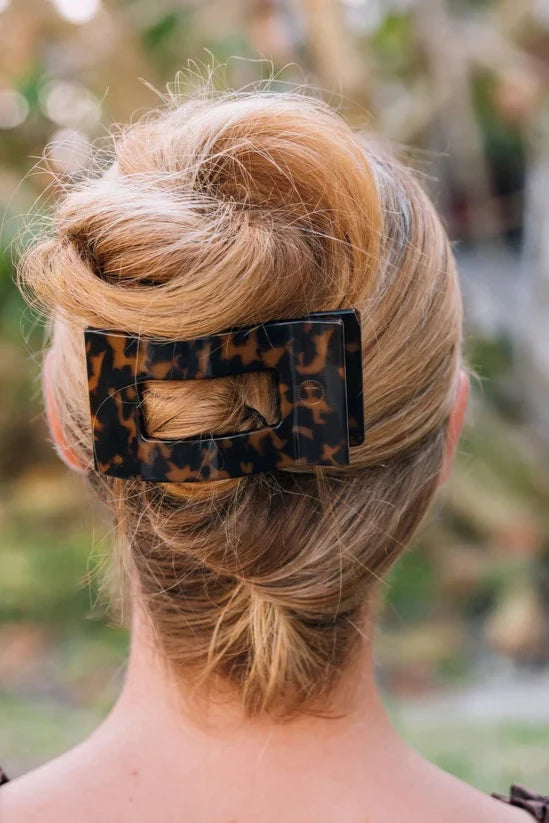 Large Tortoise Rectangular Flat Clip by Teletie