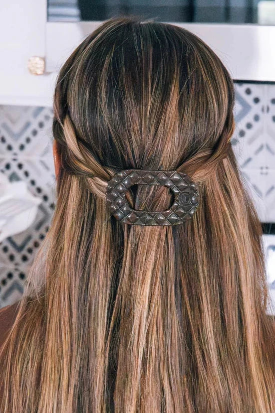 Truly Taupe Quilted Small Round Flat Clip